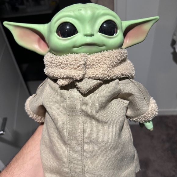 Baby Yoda - Picture 1 of 2